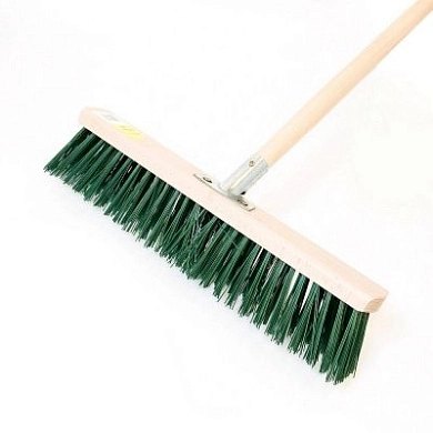 Щетка уличная 600мм с черенком
