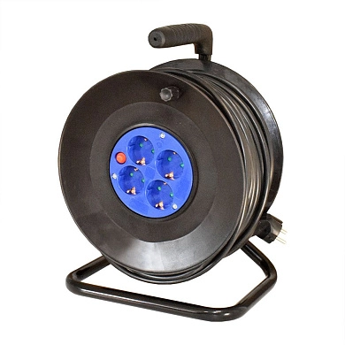 Удлинитель на катушке 4 гнезда 50м, 16А/3,5кW с з/к с предох., ПВС 3х1,5 CHAMPION ETP