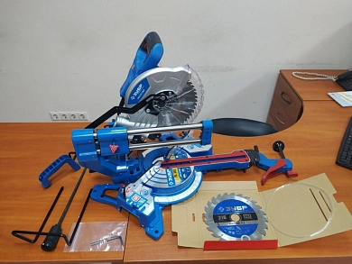 УЦЕН. Пила торцовочная ППТ-216-П (1800 Вт, диск 216х30 мм, протяжка, кор.) "Профессионал" ЗУБР