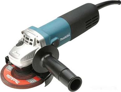 Угловая шлифмашина 9558 HNK (840 Вт, круг 125х22 мм, мет. кейс) MAKITA