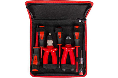 Набор инструментов диэл. (отверт., плоскогуб., кусач.) НИИ-09  (63995) КВТ