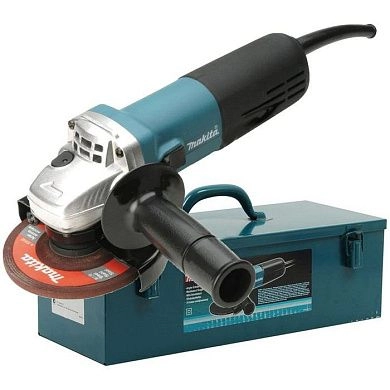 Угловая шлифмашина 9558 HNK (840 Вт, круг 125х22 мм, мет. кейс) MAKITA