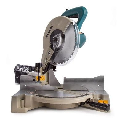 Пила торцовочная LS 1040  (1650 Вт, диск 255х30 мм, 90.5х95 мм, кор.) MAKITA